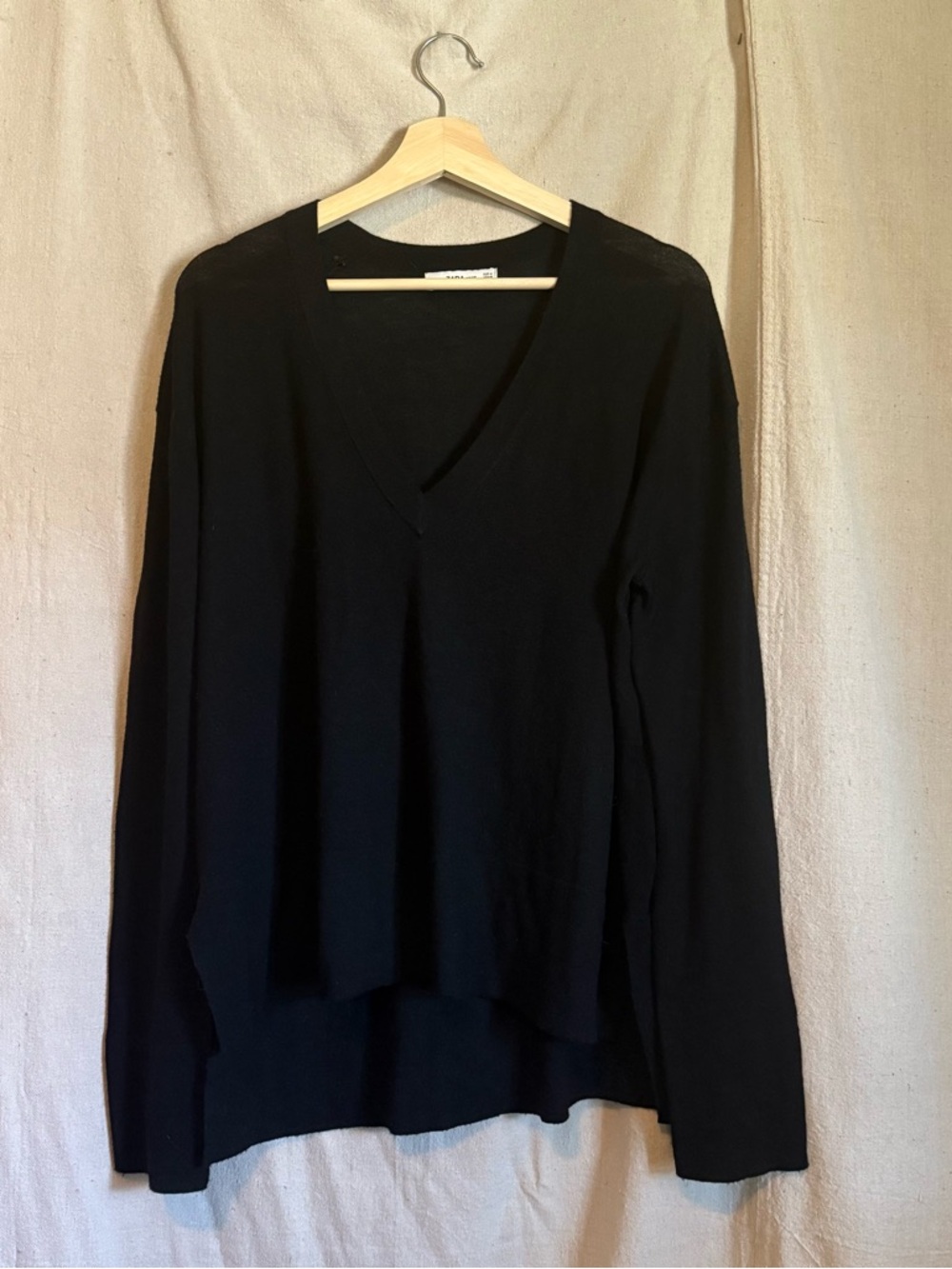 Zara Black V-Neck Lightweight Long Sleeve Sweater Top